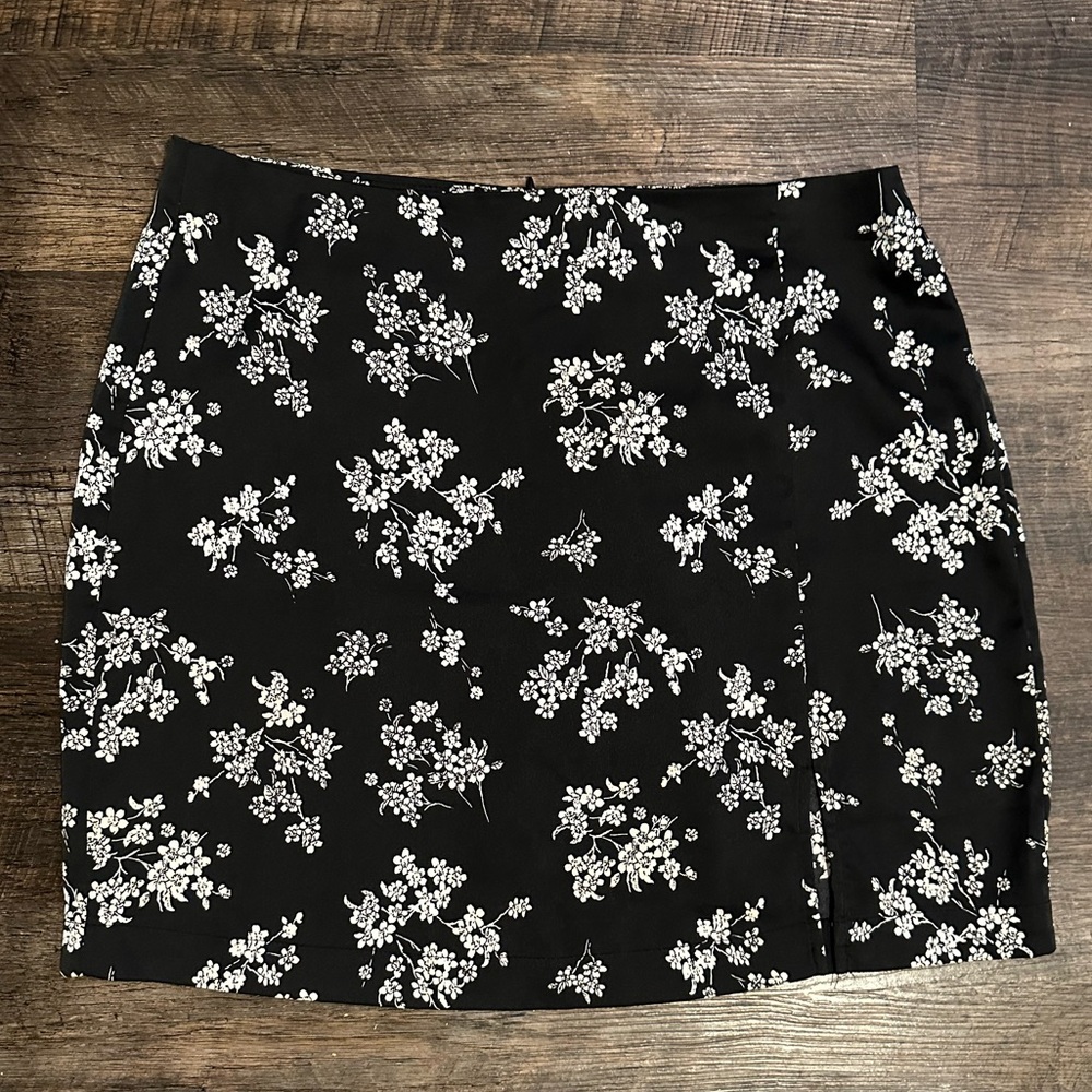Forever 21 Floral Silk Mini Skirt